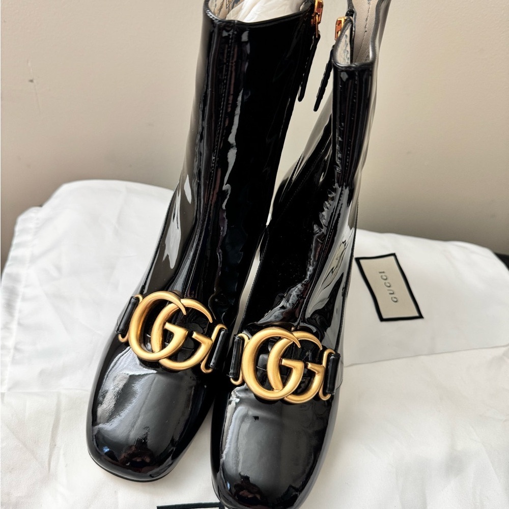 Gucci GG Marmont Patent Leather Mid-Heel Boots – Floral Sole Heels - Size 38